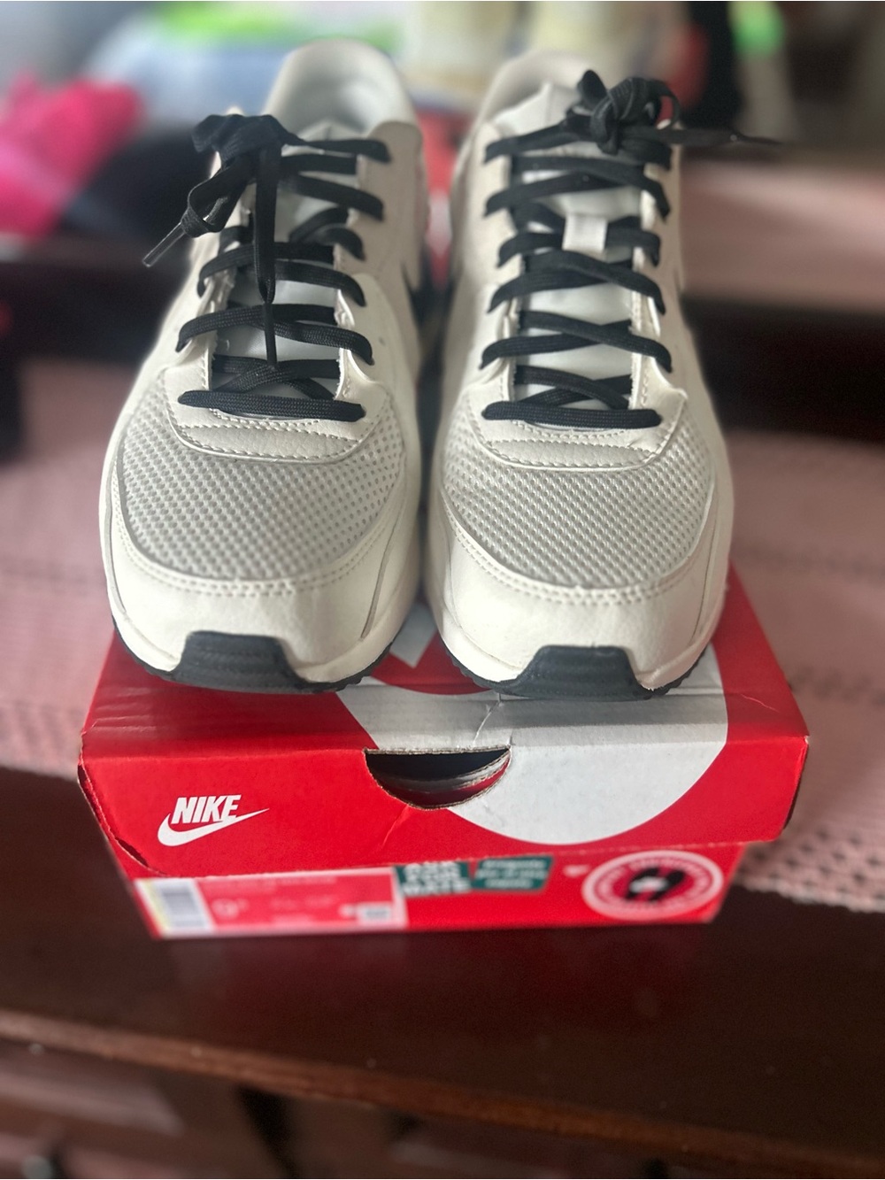 Nike White and Black Women's Athletic Sneakers
